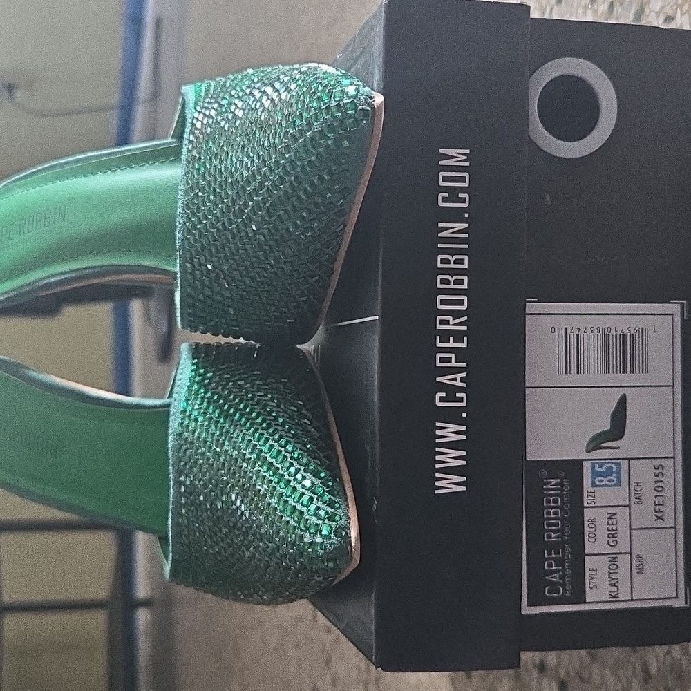 Cape Robbin Emerald Green Heels